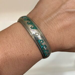 Gilo & Grace Nakai Navajo Crushed Turquoise Inlay Nickel Silver Cuff Bra…